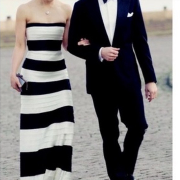 Black and White “Gossip Girl” BCBG Gown - Picture 4 of 4